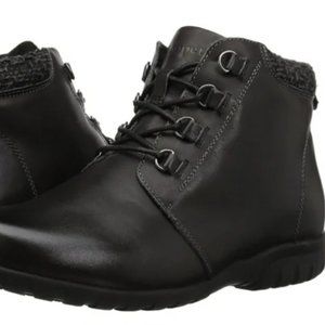 Propét Women's Delaney Black Leather Ankle Boots Booties lined laced sz 10 XX 4E